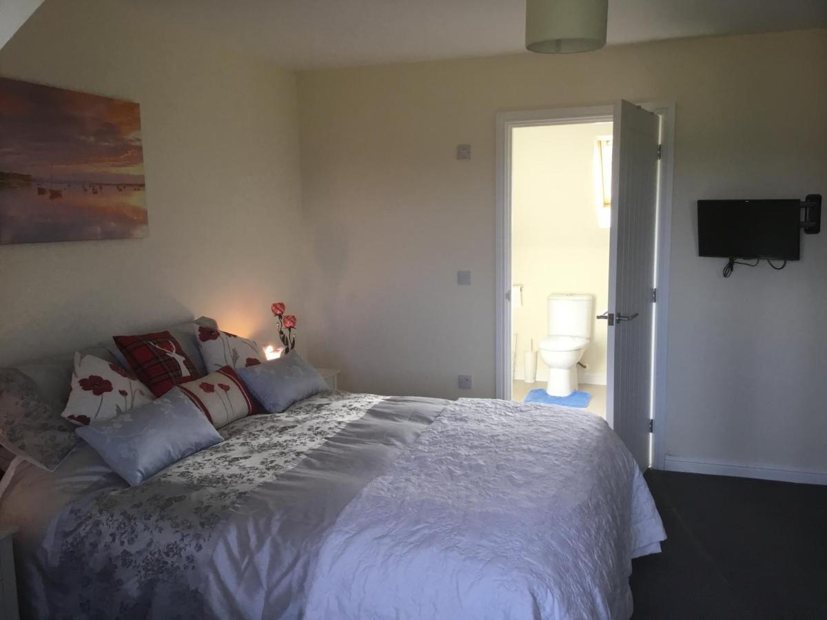 Rhenetra Bed & Breakfast Arisaig Bagian luar foto