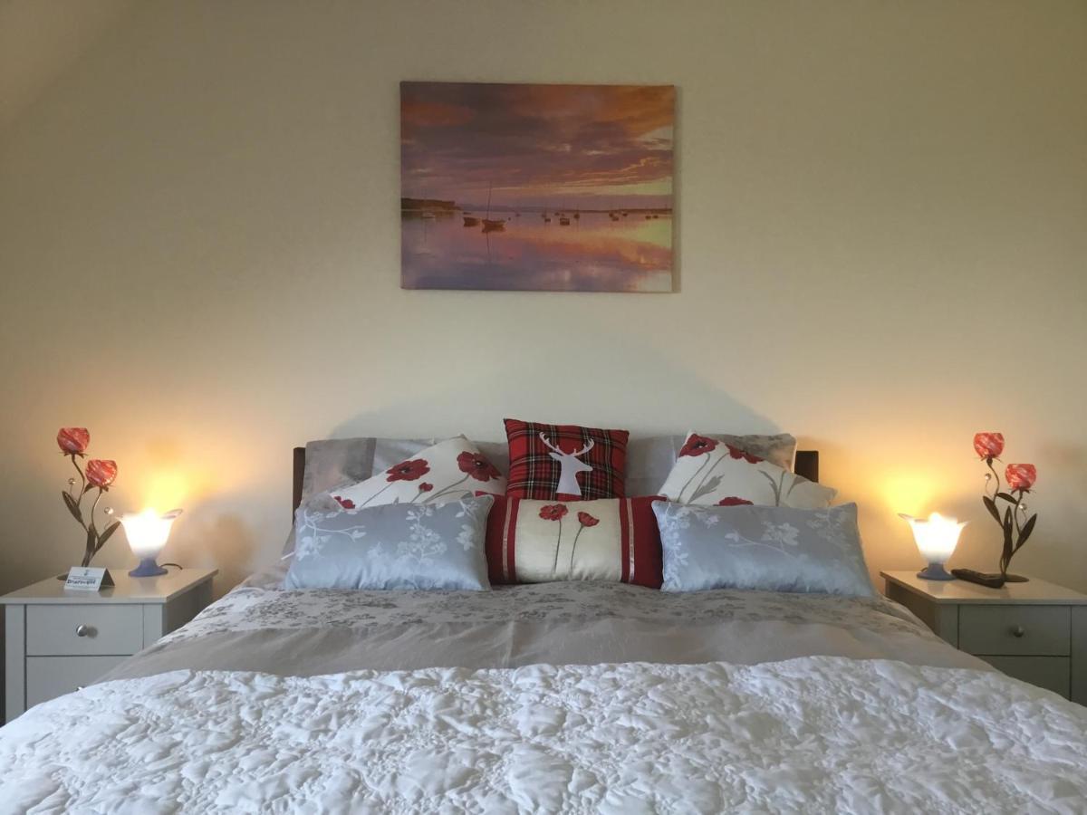 Rhenetra Bed & Breakfast Arisaig Bagian luar foto