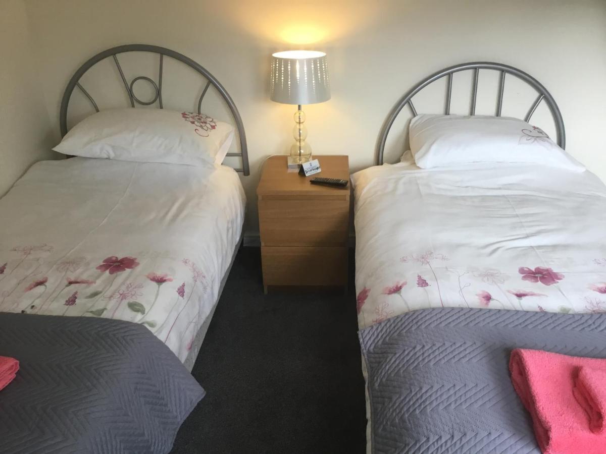 Rhenetra Bed & Breakfast Arisaig Bagian luar foto