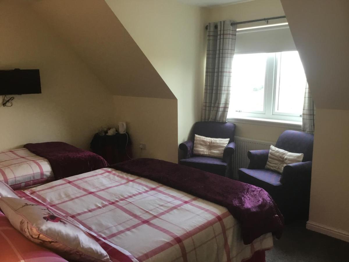 Rhenetra Bed & Breakfast Arisaig Bagian luar foto